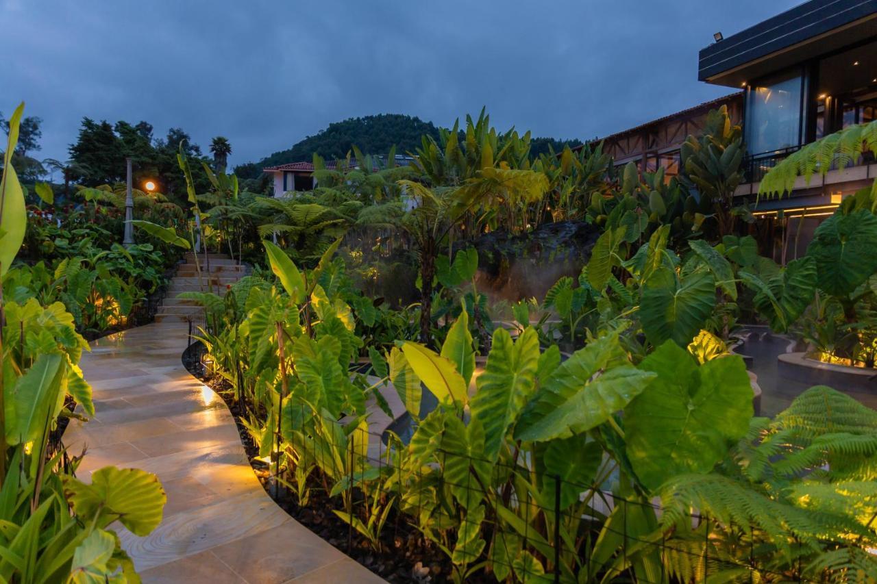 Termales El Otono Hotel La Enea Exterior foto The path to the beach
