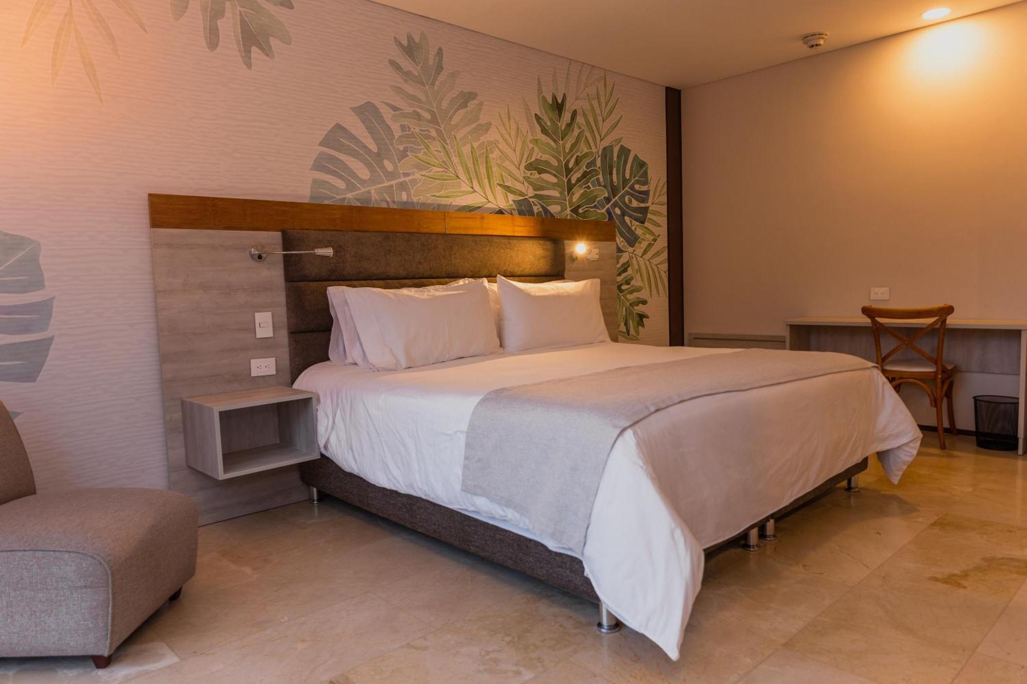 Termales El Otono Hotel La Enea Exterior foto A room at the hotel