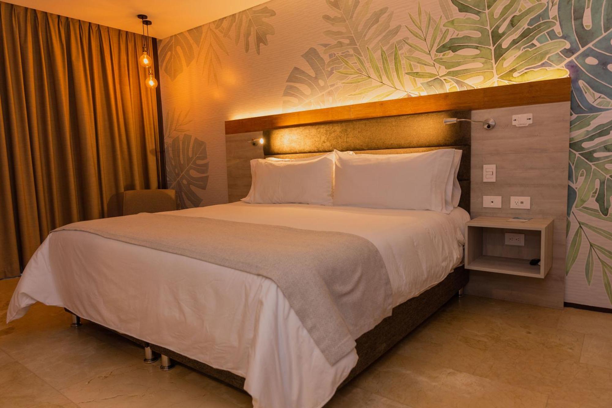 Termales El Otono Hotel La Enea Exterior foto A bedroom at the hotel